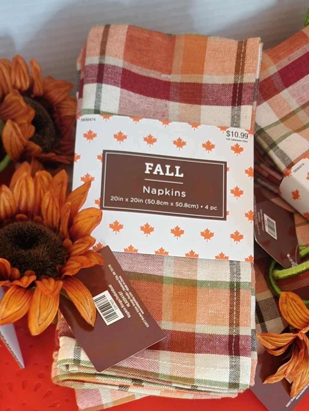 Tablecloth (1), Napkins (8), & Holders (8), Set Autumn Colors NWT